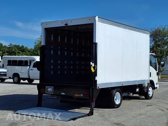 2019 Isuzu NPR – miniatura 16