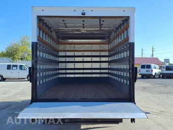 2019 Isuzu NPR – miniatura 19