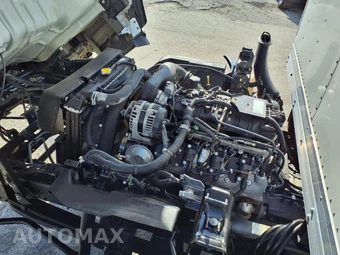 2019 Isuzu NPR – miniatura 24