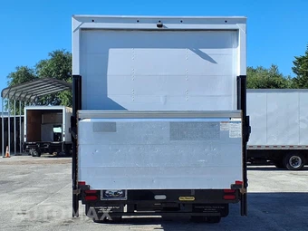 2019 Isuzu NPR - miniatura 4