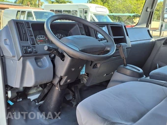 2019 Isuzu NPR - miniatura 9