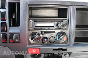 2019 Isuzu NPR - miniatura 41