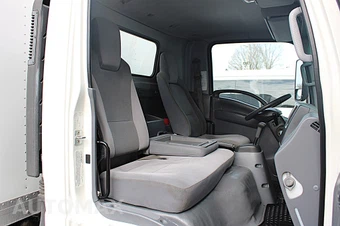 2019 Isuzu NPR - miniatura 19