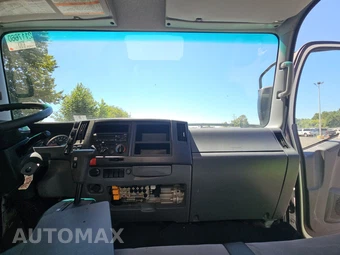2019 Isuzu NPR HD Base Low Tilt - miniatura 11