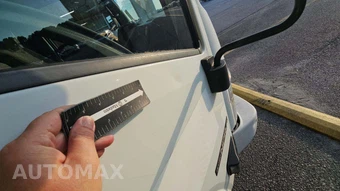 2019 Isuzu NPR HD Base Low Tilt - miniatura 22