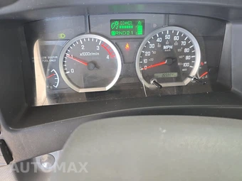 2019 Isuzu NPR HD Base Low Tilt - miniatura 12