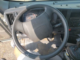 2019 Isuzu NPR HD Base Low Tilt – miniatura 10