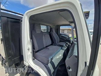 2019 Isuzu NPR HD Base Low Tilt - miniatura 12