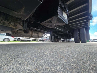 2019 Isuzu NPR HD Base Low Tilt - miniatura 4