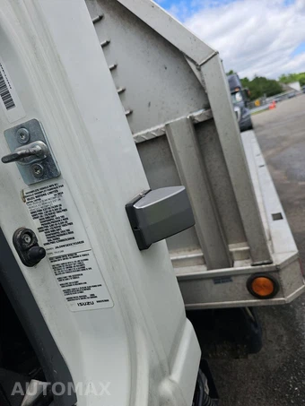 2019 Isuzu NPR HD Base Low Tilt – miniatura 13