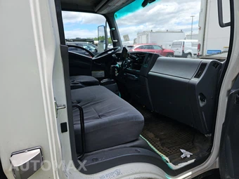 2019 Isuzu NPR HD Base Low Tilt – miniatura 8