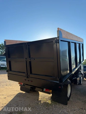 2019 Isuzu NPR XD Base Low Tilt - miniatura 5