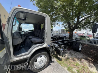 2019 Isuzu NRR Base – miniatura 5