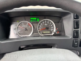 2019 Isuzu NRR Base Low Tilt – miniatura 9