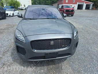 2019 Jaguar E-PACE R-Dynamic HSE – miniatura 2