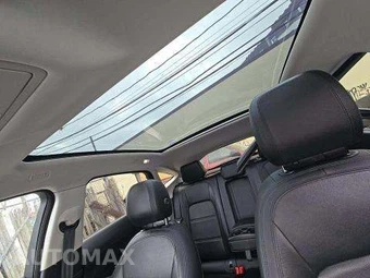 2019 Jaguar E-PACE S – miniatura 11