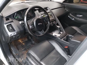 2019 Jaguar E-PACE S - miniatura 21