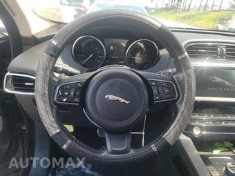 2019 Jaguar F-PACE Premium – miniatura 10
