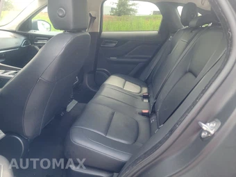 2019 Jaguar F-PACE Premium – miniatura 13