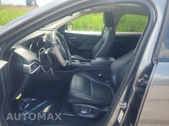 2019 Jaguar F-PACE Premium – miniatura 7