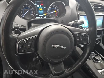 2019 Jaguar F-PACE Premium - miniatura 10