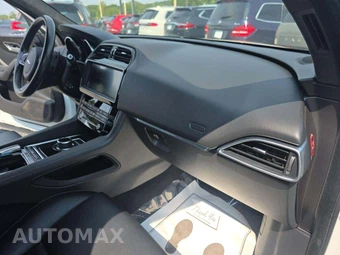 2019 Jaguar F-PACE Premium - miniatura 19