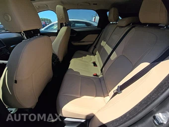 2019 Jaguar F-PACE Premium – miniatura 13