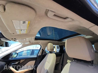 2019 Jaguar F-PACE Premium – miniatura 17