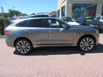 2019 Jaguar F-PACE R-Sport – miniatura 69