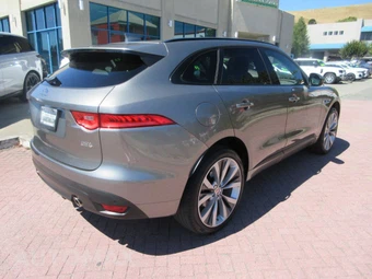 2019 Jaguar F-PACE R-Sport – miniatura 70
