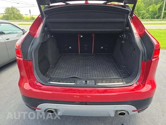 2019 Jaguar F-PACE S – miniatura 14