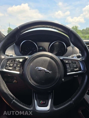 2019 Jaguar F-PACE S – miniatura 21