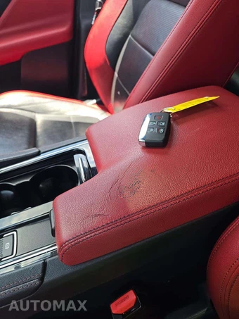 2019 Jaguar F-PACE S – miniatura 23