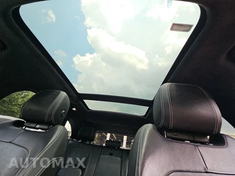 2019 Jaguar F-PACE S – miniatura 17