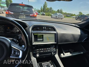 2019 Jaguar F-PACE S - miniatura 14