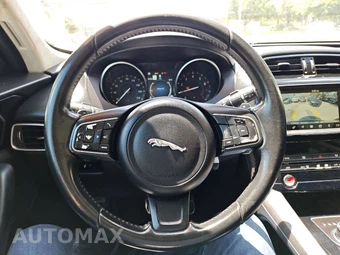 2019 Jaguar F-PACE – miniatura 26