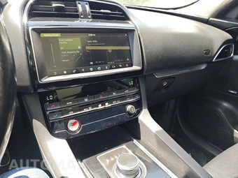 2019 Jaguar F-PACE – miniatura 27