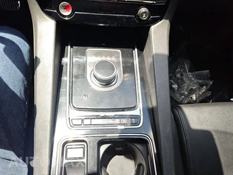 2019 Jaguar F-PACE – miniatura 28