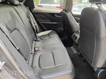 2019 Jaguar F-PACE – miniatura 39