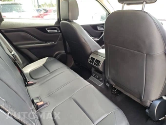 2019 Jaguar F-PACE – miniatura 41