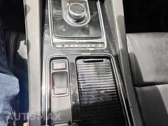 2019 Jaguar F-PACE – miniatura 48