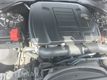 2019 Jaguar XE 25t Premium – miniatura 15