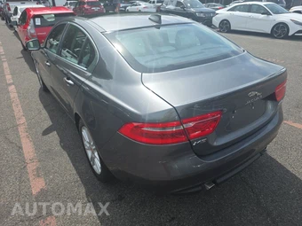 2019 Jaguar XE 25t Premium – miniatura 6