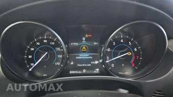 2019 Jaguar XE - miniatura 27