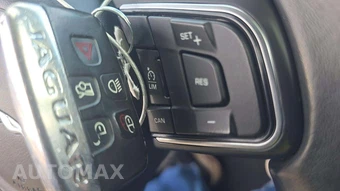 2019 Jaguar XE – miniatura 19