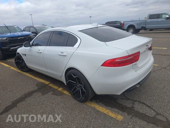 2019 Jaguar XE – miniatura 6