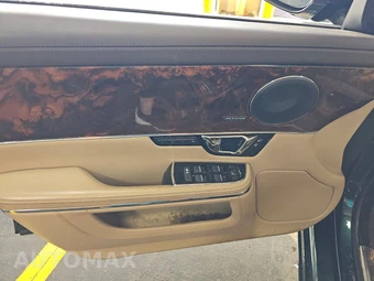 2019 Jaguar XJ 50 – miniatura 9