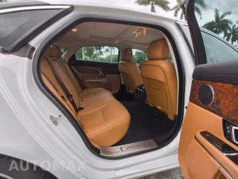 2019 Jaguar XJL Portfolio - miniatura 34