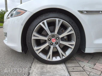 2019 Jaguar XJL Portfolio - miniatura 49