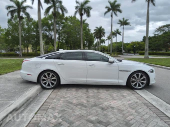 2019 Jaguar XJL Portfolio - miniatura 8